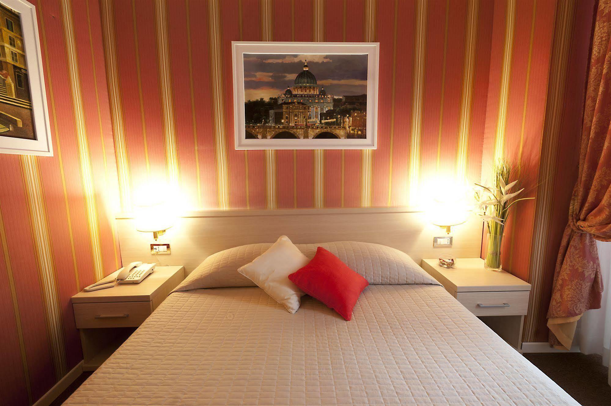 B&B Prestige Рим Экстерьер фото