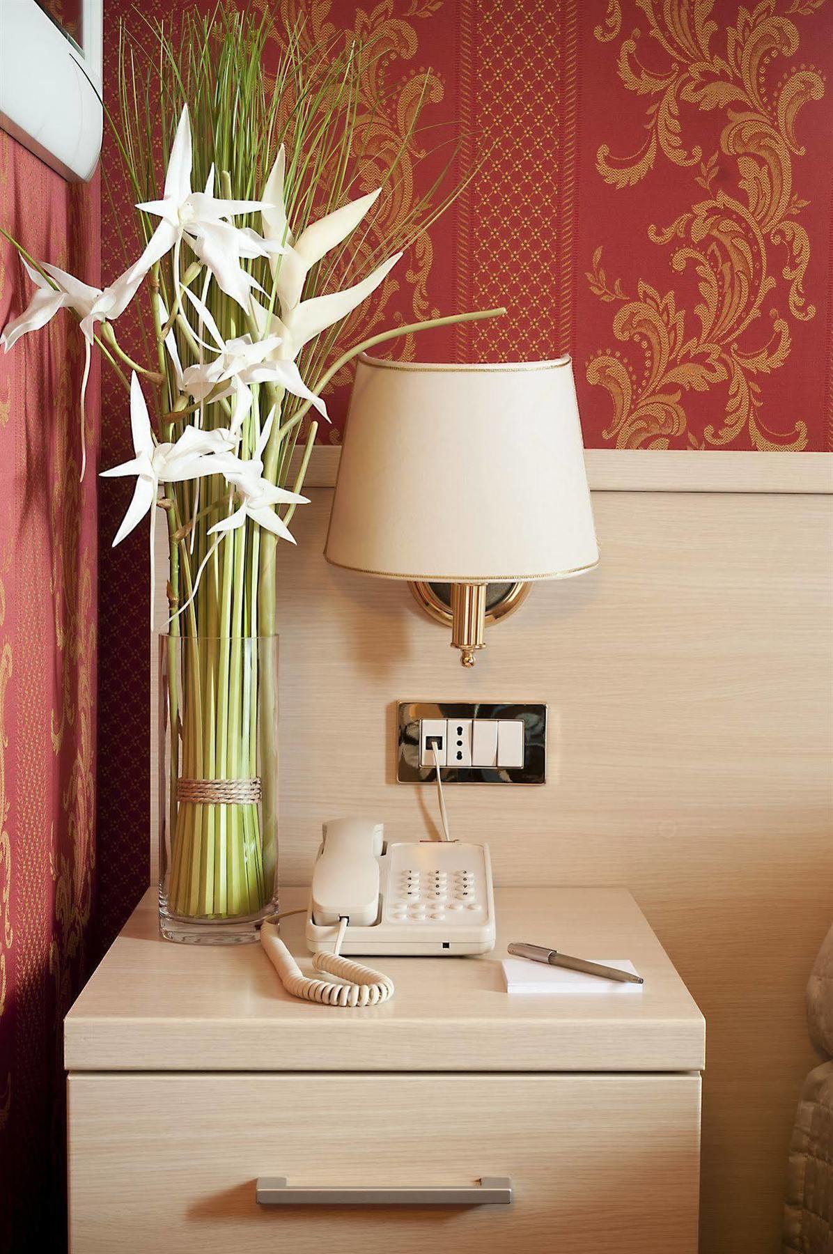 B&B Prestige Рим Экстерьер фото